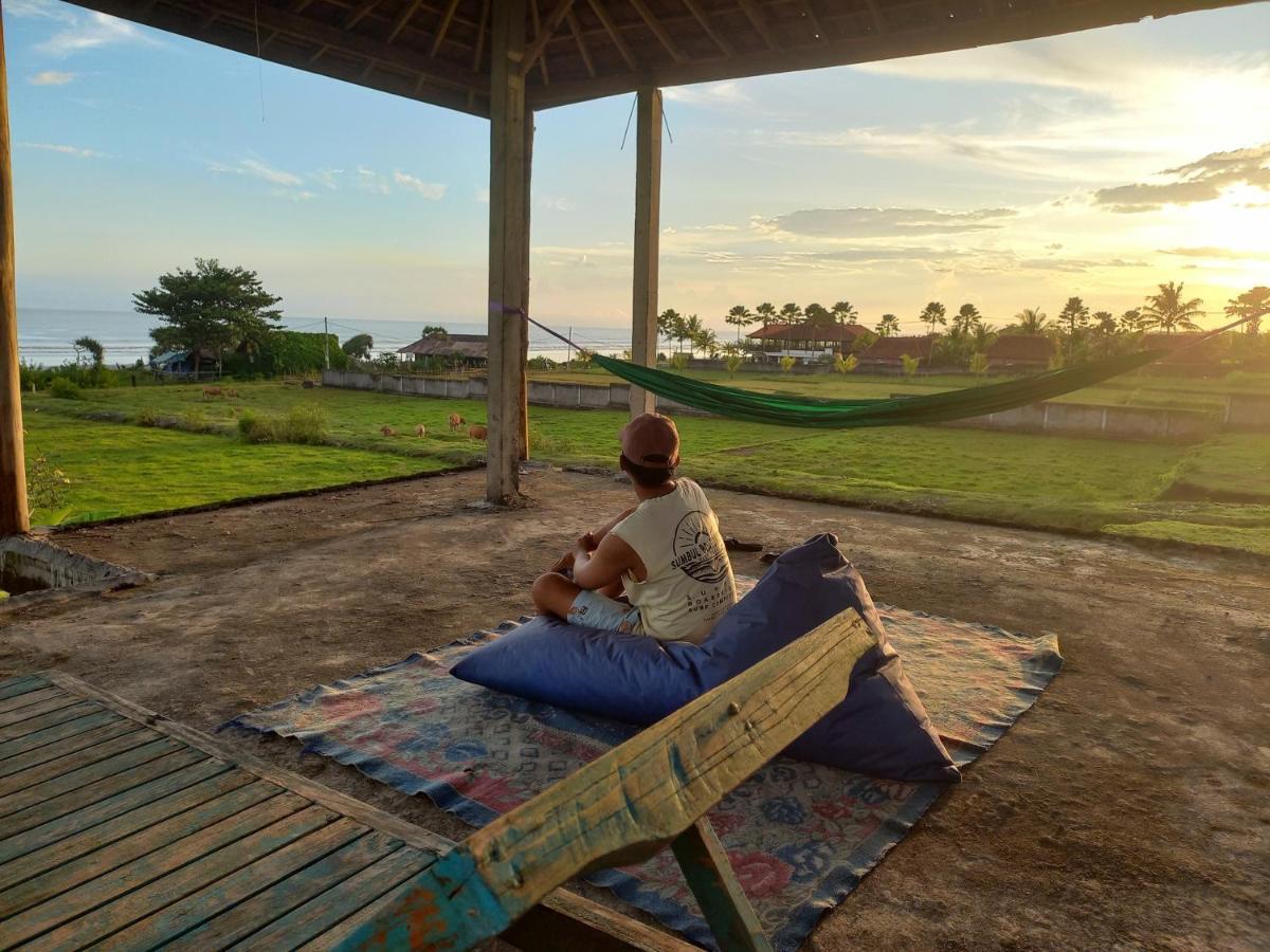 The Nyamo Surf & Stay Pulukan Exterior foto