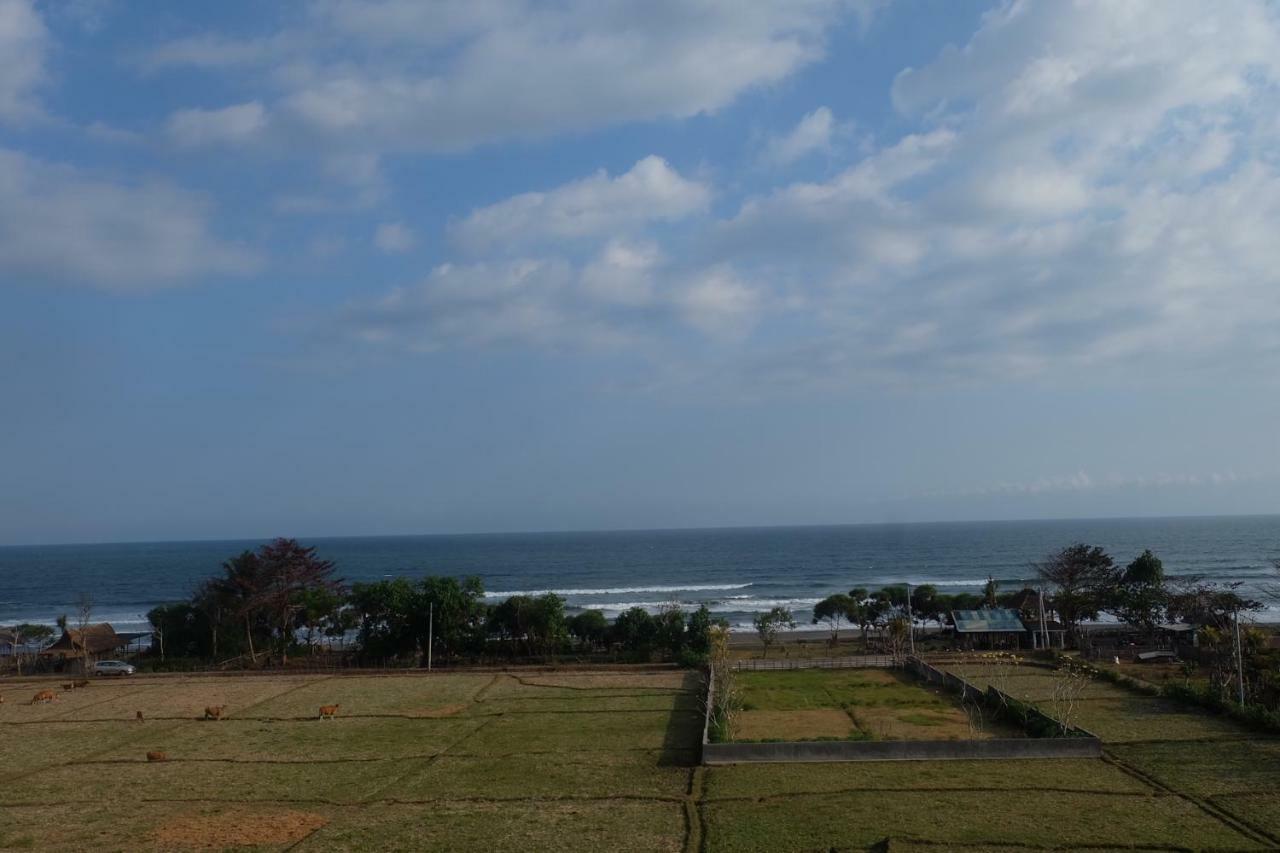 The Nyamo Surf & Stay Pulukan Exterior foto