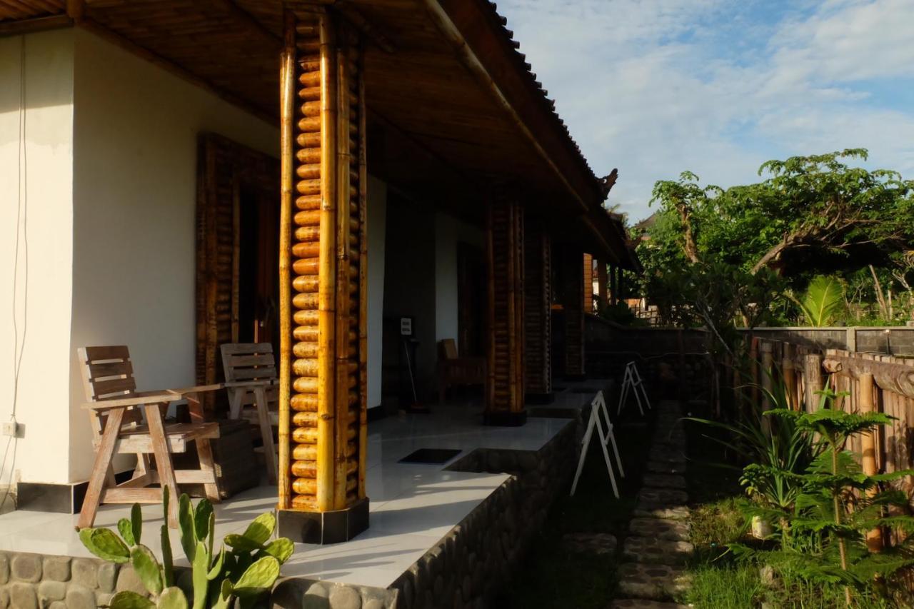 The Nyamo Surf & Stay Pulukan Exterior foto